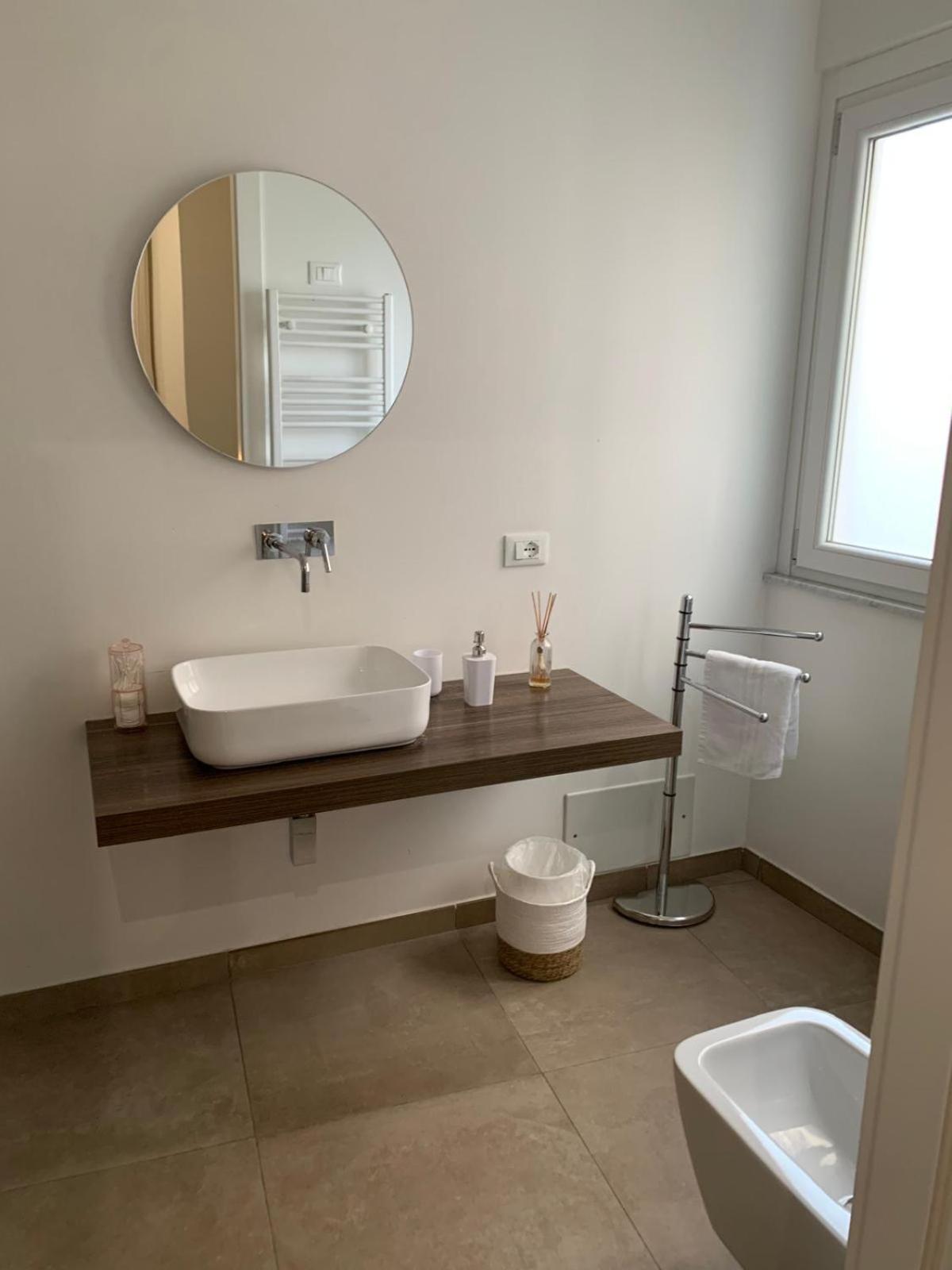 Suitesgaribaldi Cagliari Exterior foto