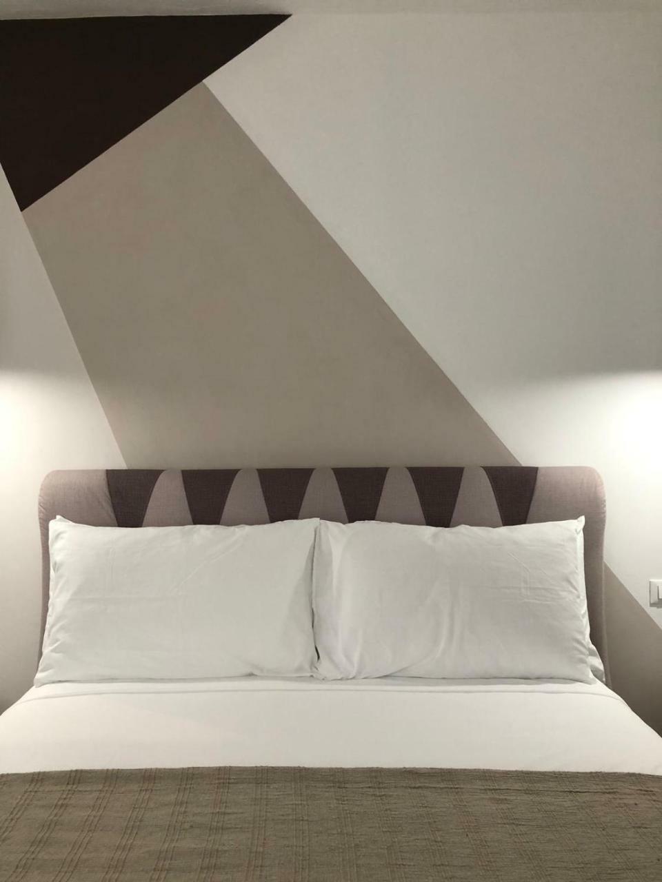 Suitesgaribaldi Cagliari Exterior foto